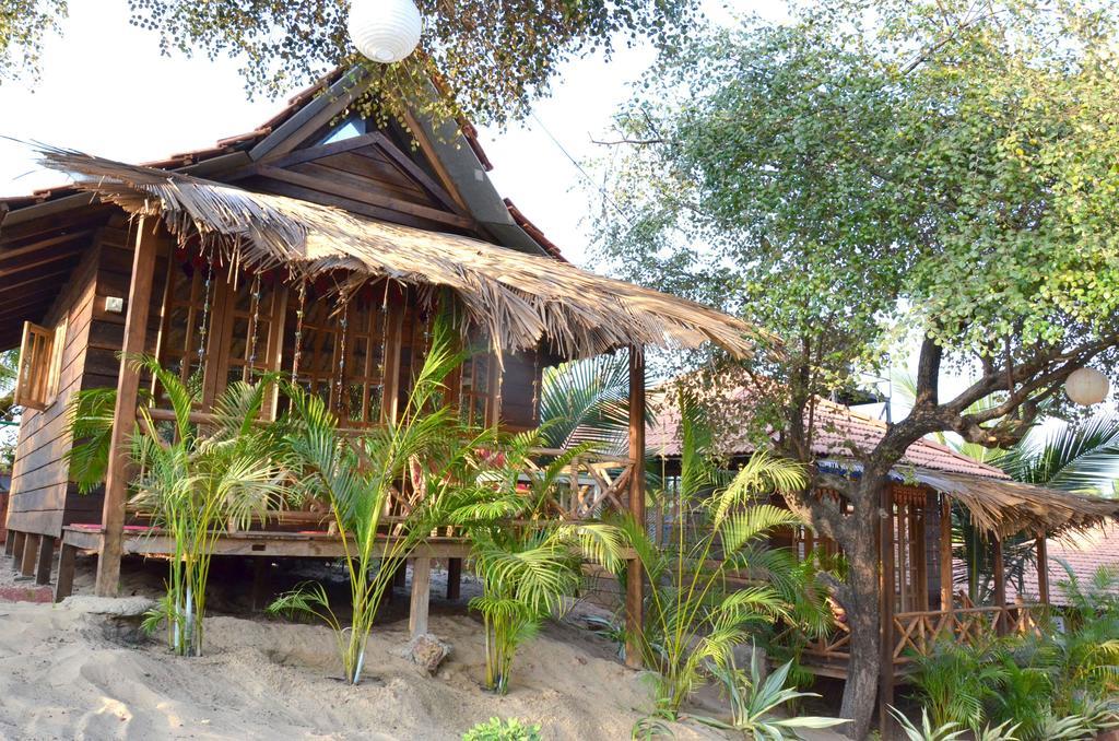 Little India Beach Cottages Baga Kültér fotó