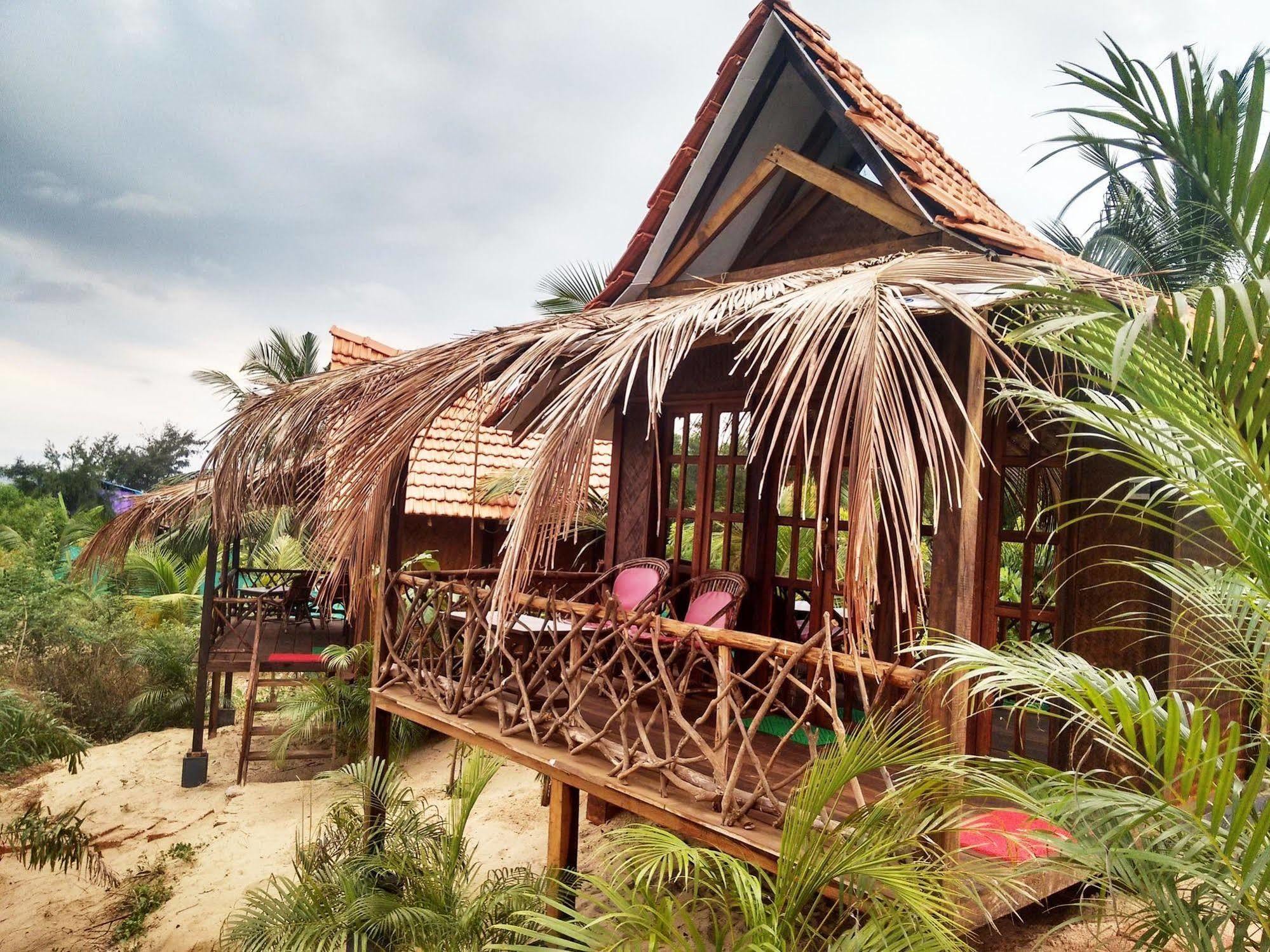 Little India Beach Cottages Baga Kültér fotó
