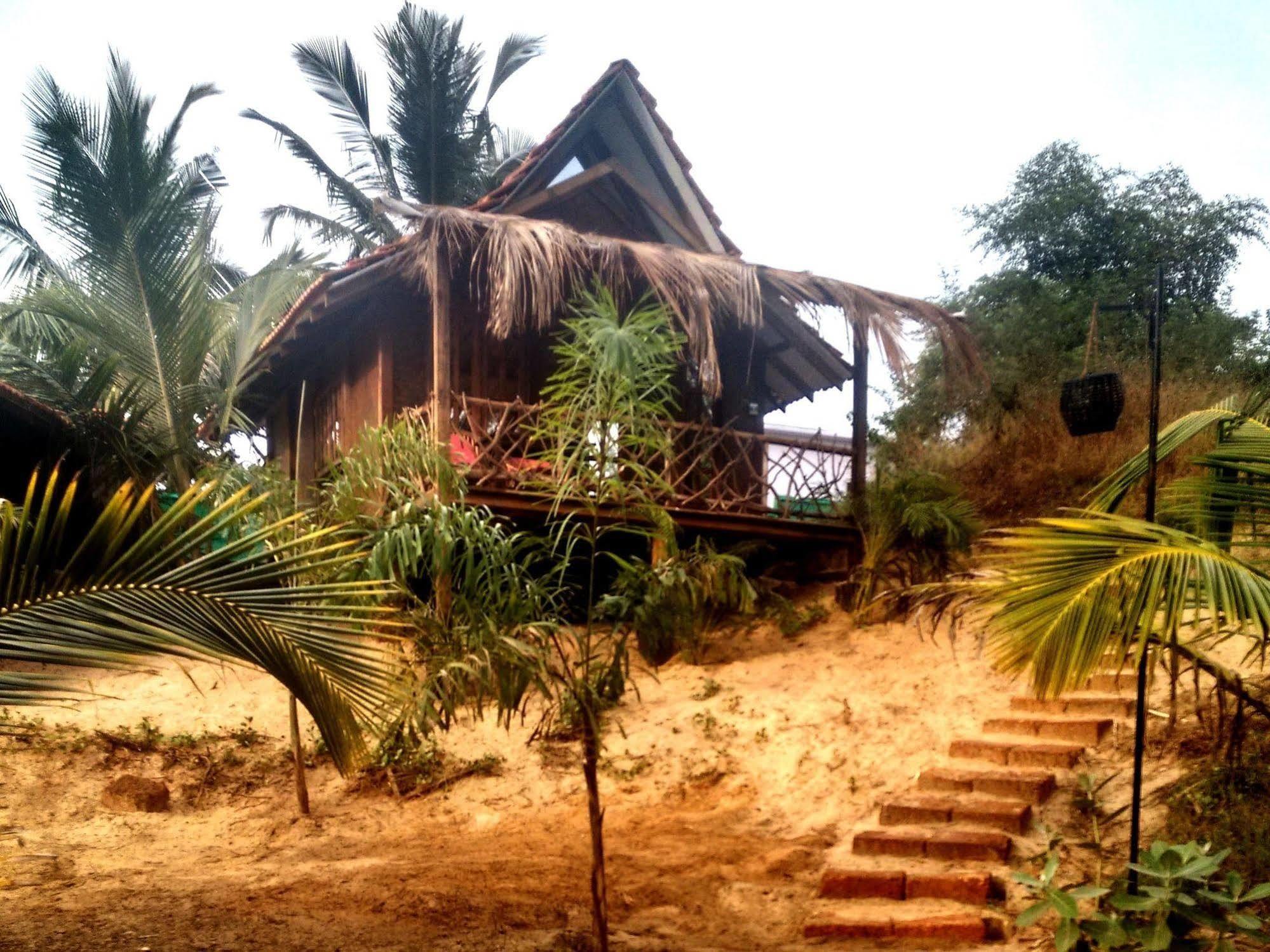 Little India Beach Cottages Baga Kültér fotó