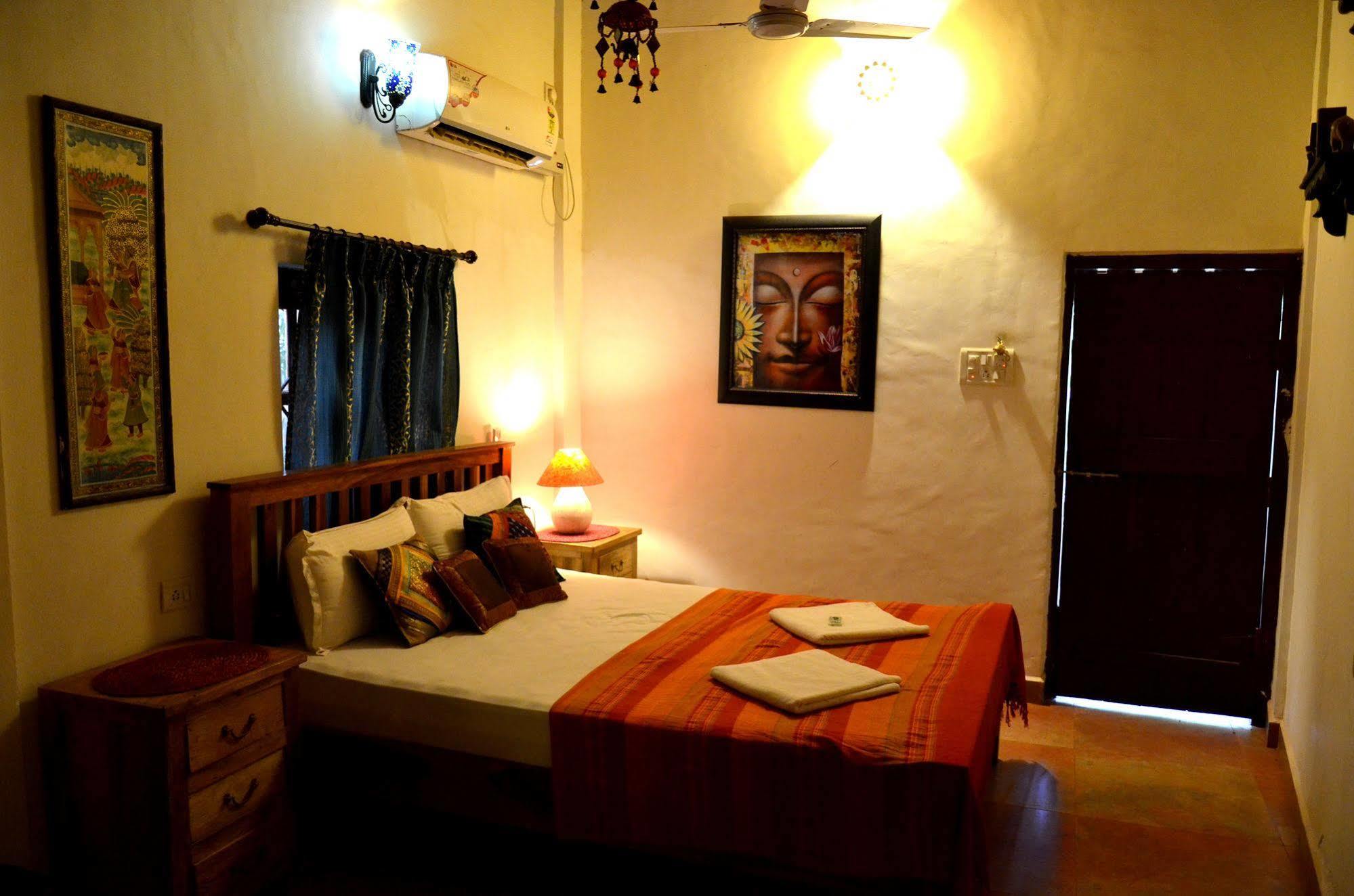 Little India Beach Cottages Baga Kültér fotó