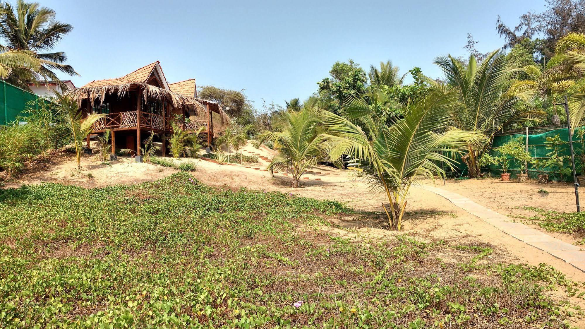 Little India Beach Cottages Baga Kültér fotó